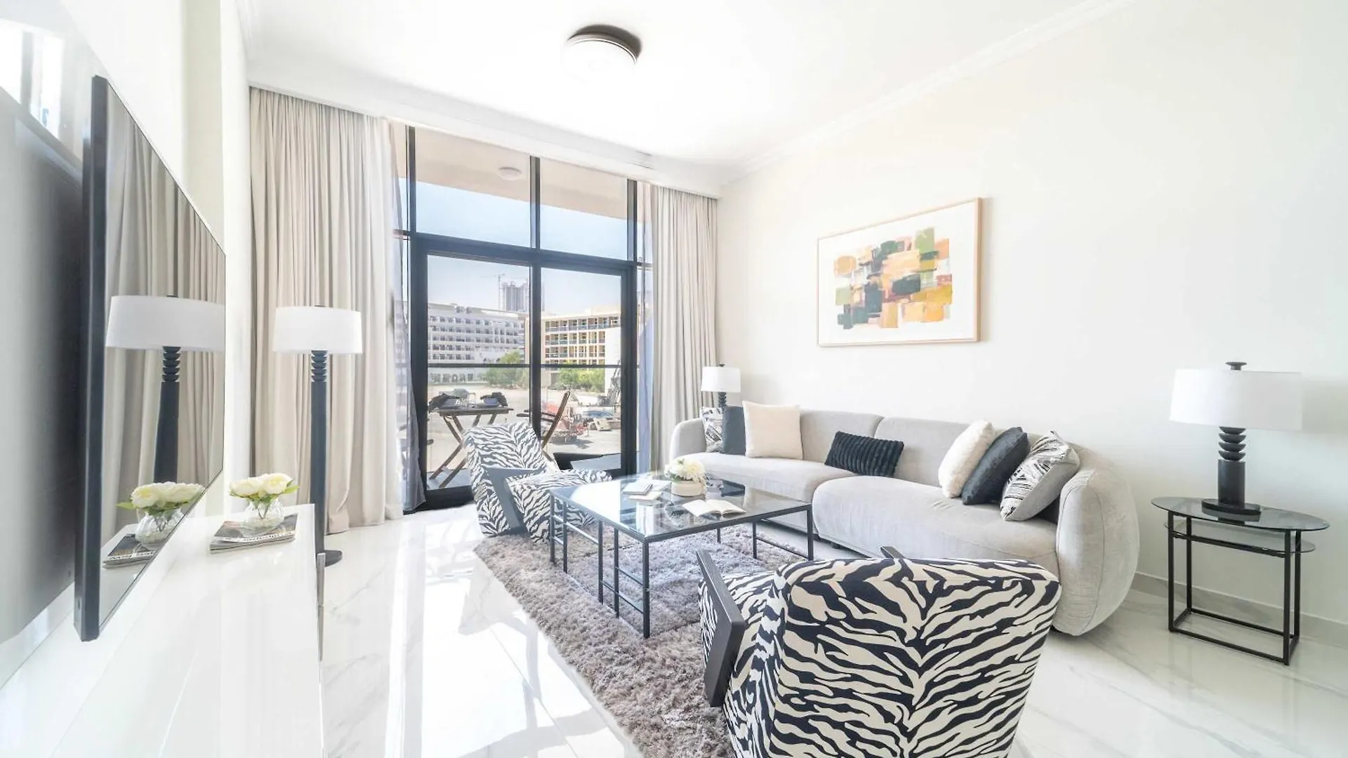 Frank Porter - Welcome Residency Dubai